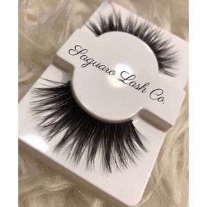 Synthetic false eyelashes